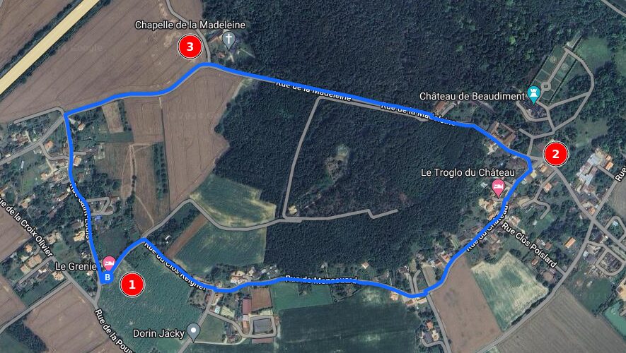 Promenade au Château de Beaudiment